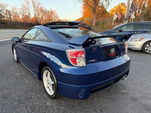 2005 Toyota Celica GT