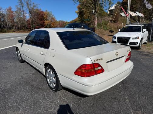 2003 Lexus LS 430 Base