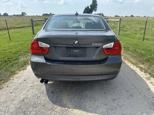 2006 BMW 325 325i 4dr Sedan