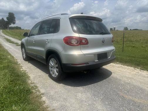 2009 Volkswagen Tiguan Base