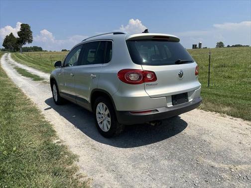 2009 Volkswagen Tiguan Base