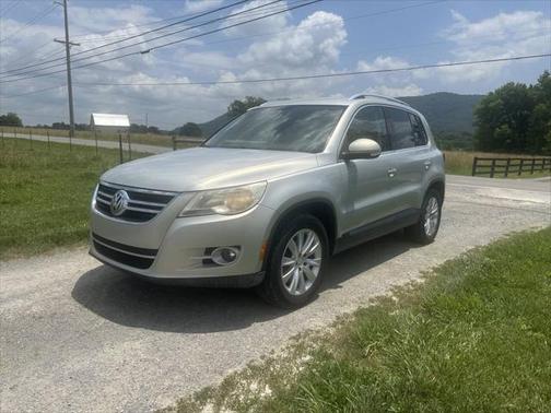 2009 Volkswagen Tiguan Base