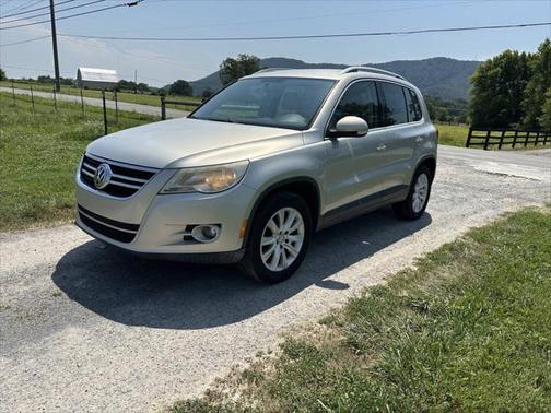 2009 Volkswagen Tiguan Base