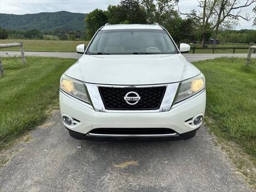 2015 Nissan Pathfinder SL