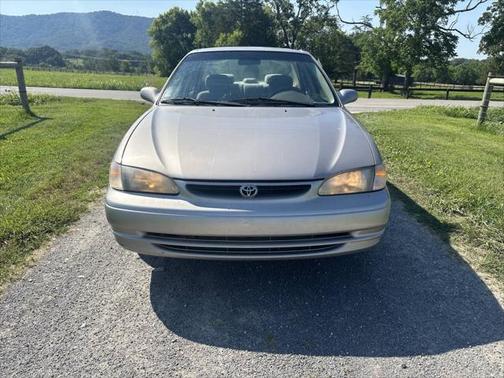 1999 Toyota Corolla LE