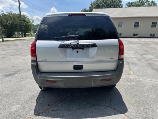 2004 Saturn Vue Base
