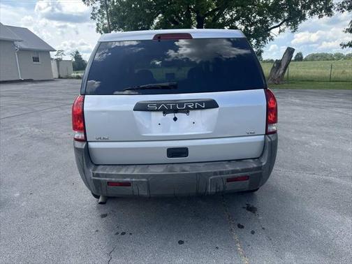 2004 Saturn Vue Base