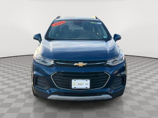 Pacific Blue Metallic 2019 Chevrolet Trax LT
