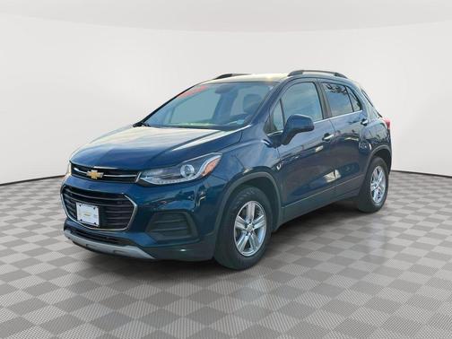 Pacific Blue Metallic 2019 Chevrolet Trax LT