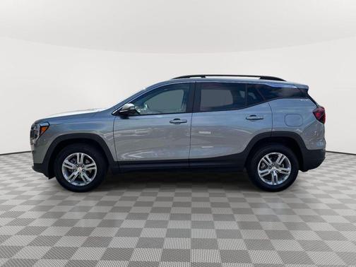 Sterling 2023 GMC Terrain SLE