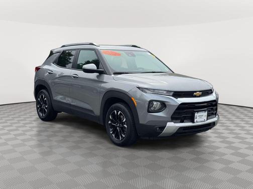 Sterling Gray Metallic 2023 Chevrolet Trailblazer LT