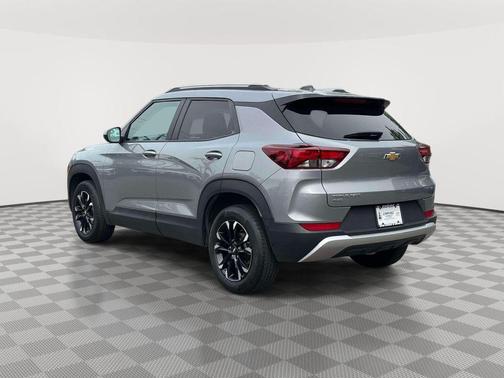 Sterling Gray Metallic 2023 Chevrolet Trailblazer LT