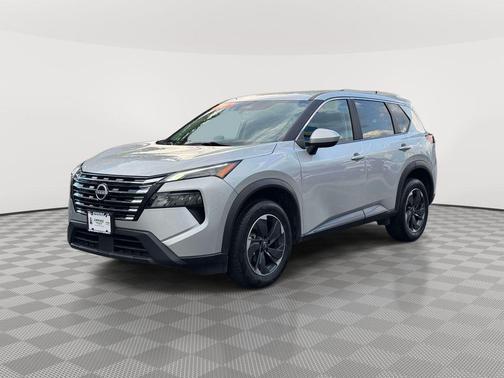 Brilliant Silver Metallic 2024 Nissan Rogue SV