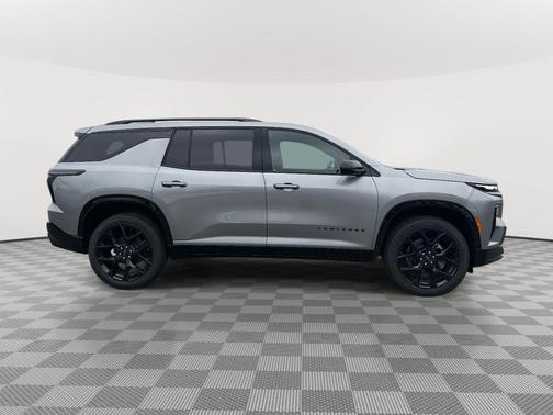 Sterling Gray Metallic 2026 Chevrolet Traverse RS