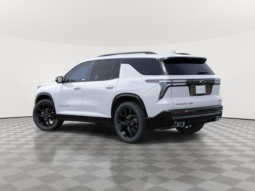 Polar White 2026 Chevrolet Traverse RS