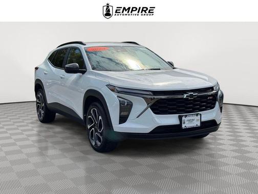 Summit White 2024 Chevrolet Trax 2RS