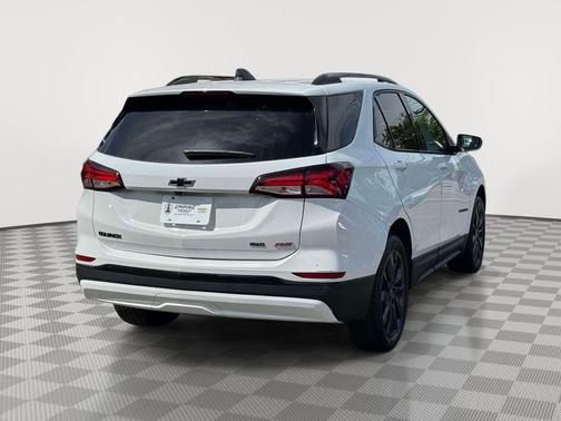 Summit White 2024 Chevrolet Equinox RS