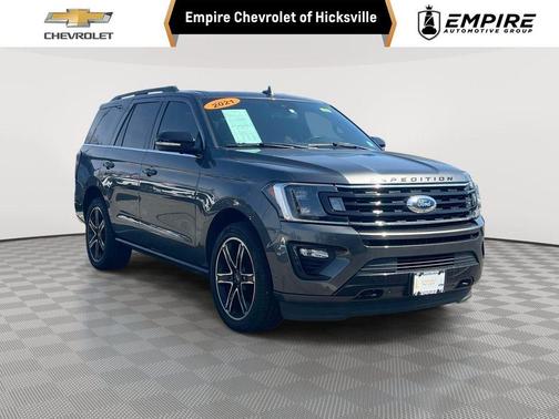 Magnetic 2021 Ford Expedition Limited