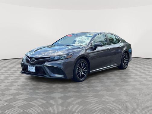 Predawn Gray Mica 2023 Toyota Camry SE