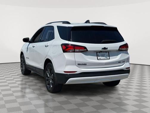 Summit White 2024 Chevrolet Equinox RS