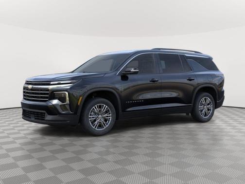 Mosaic Black Metallic 2026 Chevrolet Traverse LT