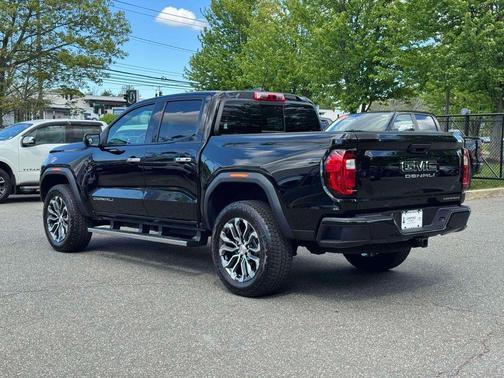 Onyx Black 2025 GMC Canyon Denali