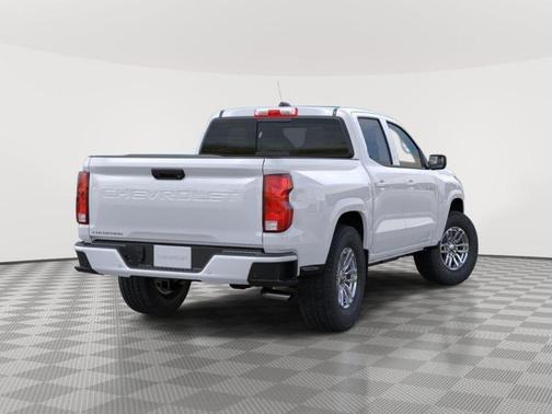 Summit White 2026 Chevrolet Colorado LT