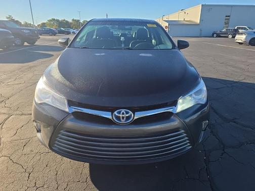 2017 Toyota Camry Hybrid LE