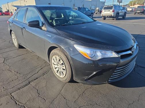 2017 Toyota Camry Hybrid LE