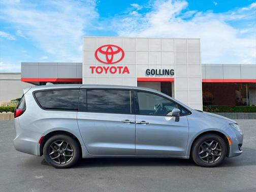 2019 Chrysler Pacifica Touring Plus
