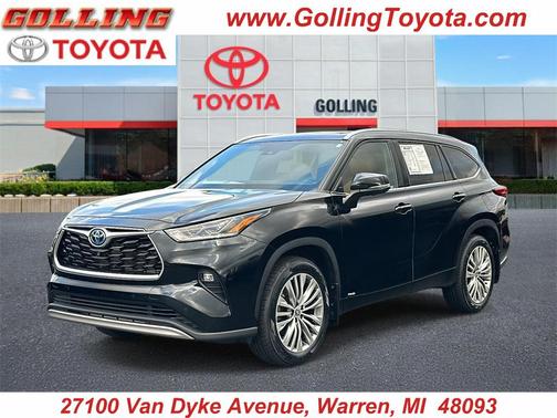 2023 Toyota Highlander Hybrid Platinum