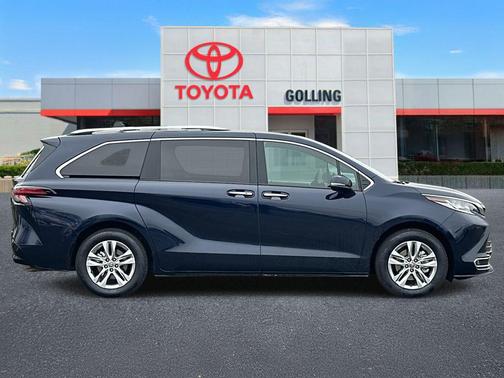 2025 Toyota Sienna Limited