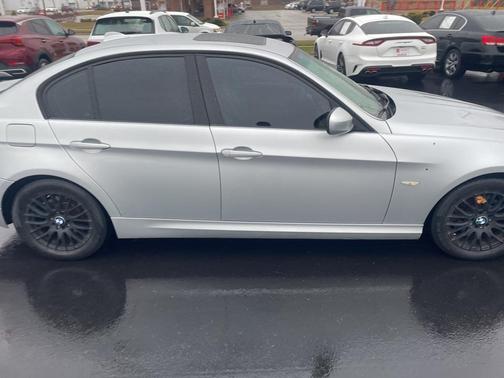 2010 BMW 328 328i