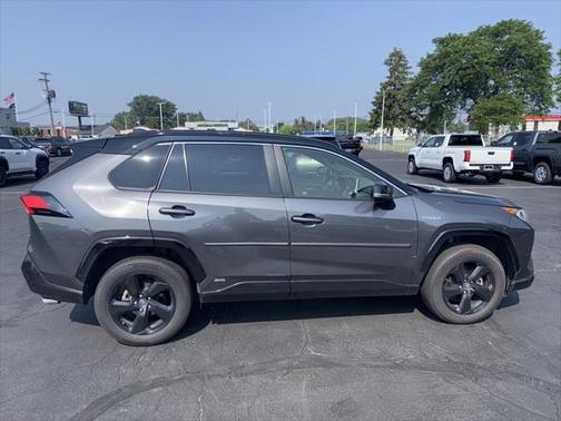 2019 Toyota RAV4 Hybrid SE