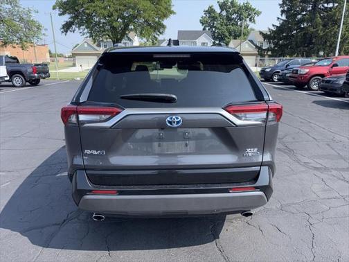 2019 Toyota RAV4 Hybrid SE