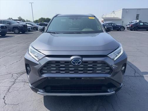 2019 Toyota RAV4 Hybrid SE
