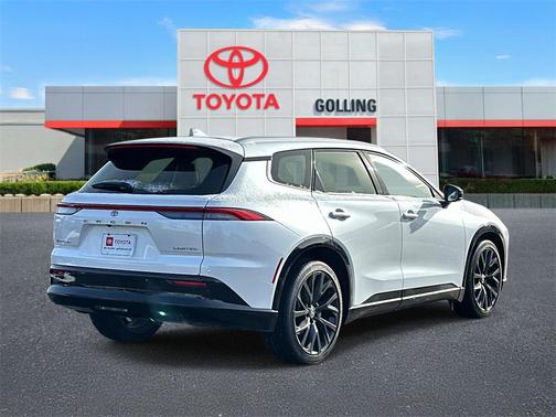 2025 Toyota Crown Signia Limited