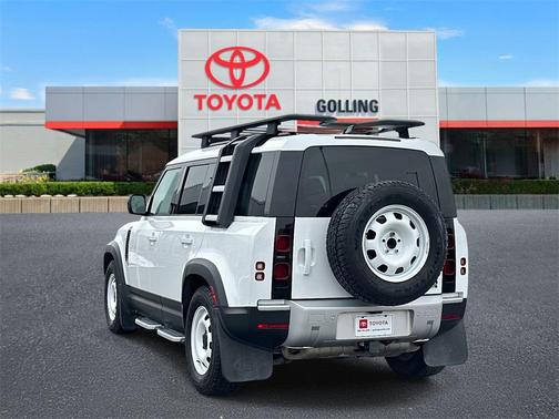 2023 Land Rover Defender 110 S