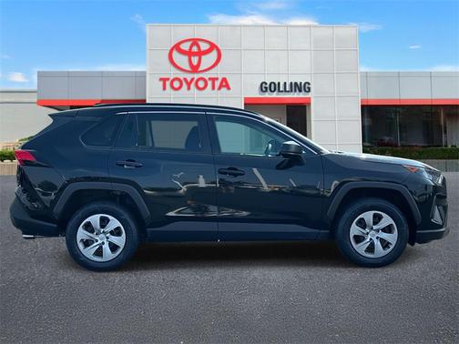2019 Toyota RAV4 LE