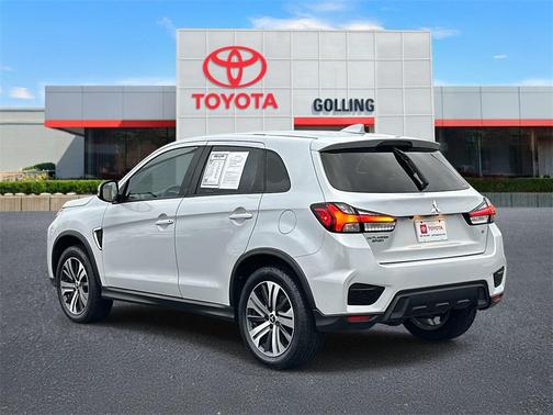 2022 Mitsubishi Outlander Sport SE