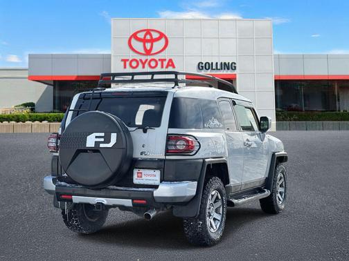 2014 Toyota FJ Cruiser Base