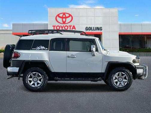 2014 Toyota FJ Cruiser Base