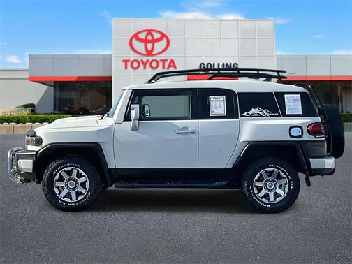 2014 Toyota FJ Cruiser Base
