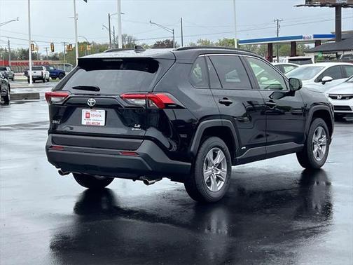 2025 Toyota RAV4 Hybrid LE