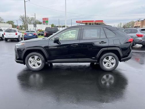 2025 Toyota RAV4 Hybrid LE