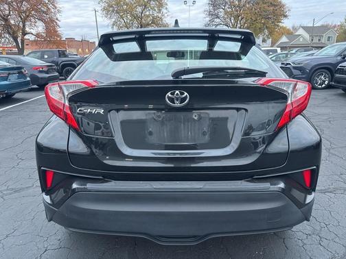 2019 Toyota C-HR LE