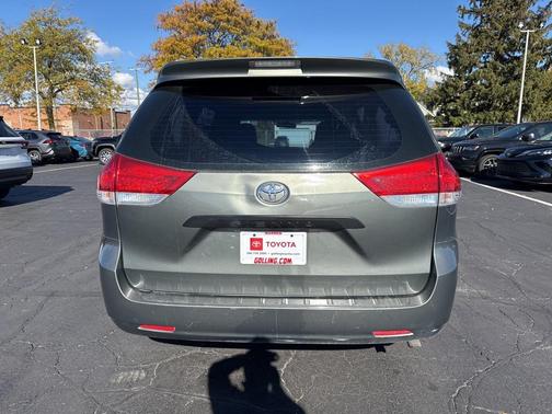 2013 Toyota Sienna SE