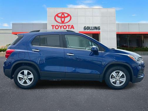 Blue Topaz Metallic 2017 Chevrolet Trax LT