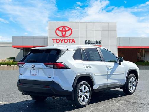 2025 Toyota RAV4 LE