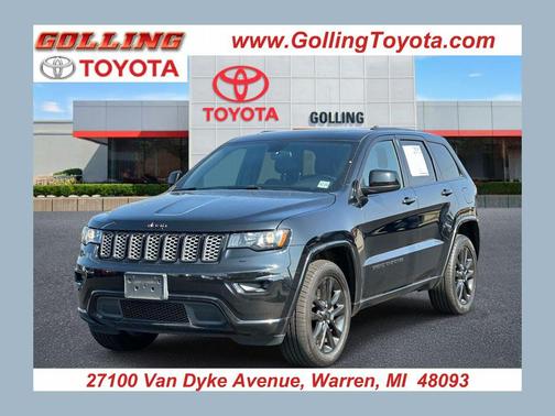 Diamond Black Crystal Pearlcoat 2021 Jeep Grand Cherokee Laredo